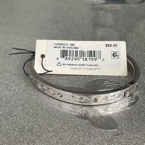 COACH HINGED BANGLE BRACELET